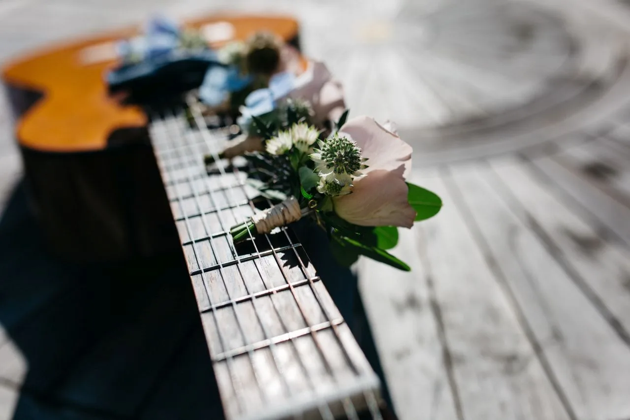 Serenading-Jesus-Blog